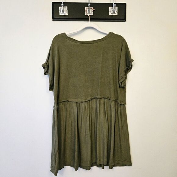 Motherhood Flowy Linen Top - Picture 2 of 6